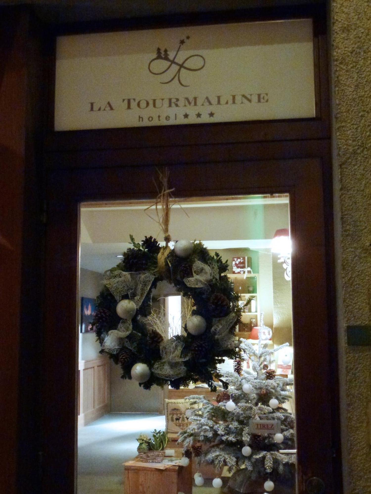 Hôtel Restaurant La Tourmaline La Plagne Exterior foto